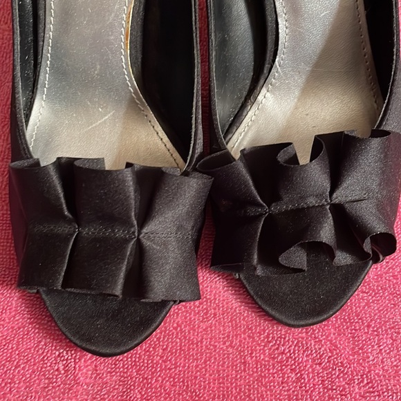 Heels - Picture 5 of 10